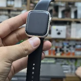 APPLE WATCH 11 SERIES  gold