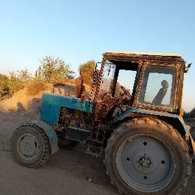 MTZ 80 2002