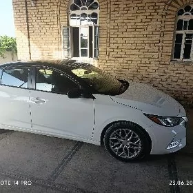 Nissan Sentra 2022