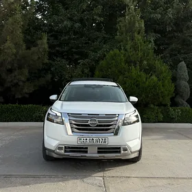 Nissan Pathfinder 2022