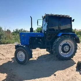 MTZ 82 2006