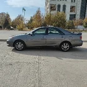Toyota Camry 2005