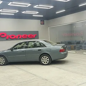 Toyota Avalon 2003