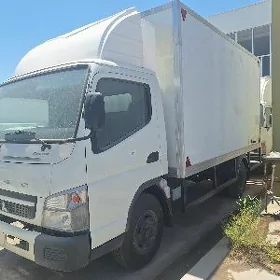 Mitsubishi Canter 2025