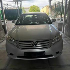 Toyota Avalon 2011