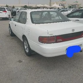Toyota Camry 1992
