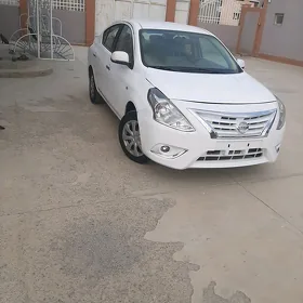 Nissan Sunny 2021