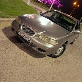 Hyundai Sonata 1996