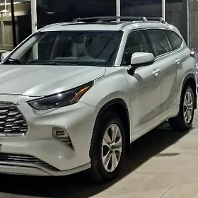Toyota Highlander 2022