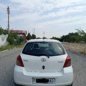 Toyota Yaris 2006