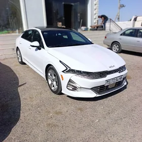 Kia K5 2021
