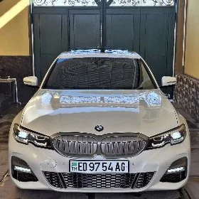 BMW 330 2020