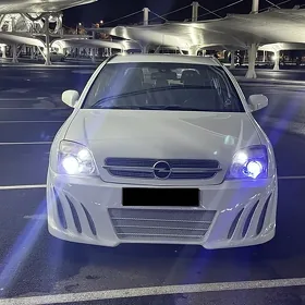 Opel Signum 2005