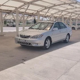 Toyota Camry 2004