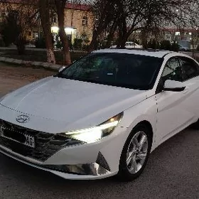 Hyundai Elantra 2021
