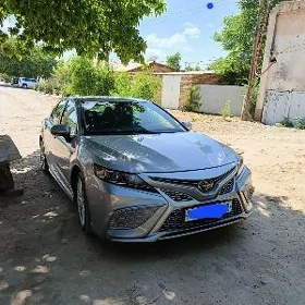 Toyota Camry 2022