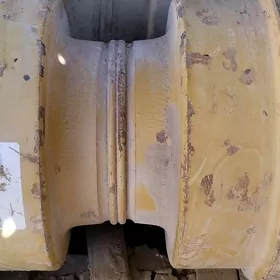 KOMATSU PC400 CAT D8R KATOK каток