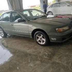Nissan Cefiro 1994
