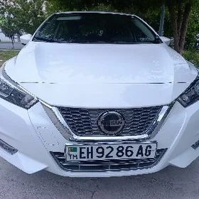 Nissan Versa 2022