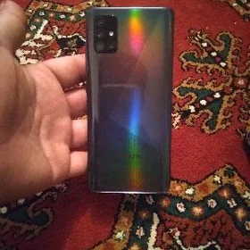 SAMSUNG A51