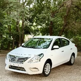Nissan Sunny 2021