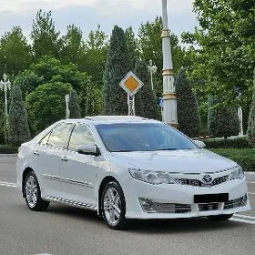 Toyota Camry 2012