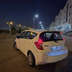 Nissan Versa 2013