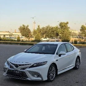 Toyota Camry 2022