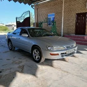 Toyota Corona 1995