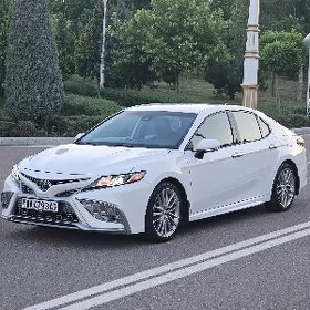 Toyota Camry 2023