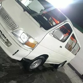 Toyota Hiace 2003