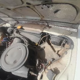 Lada VAZ-2107 2000