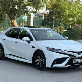 Toyota Camry 2023