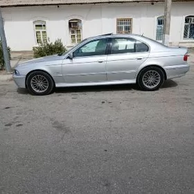 BMW E39 2001