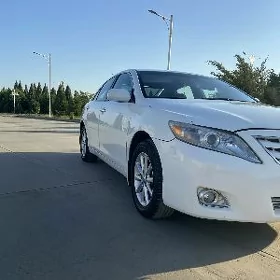 Toyota Camry 2011
