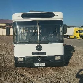 Iran Khodro(IKCO) Peugeot Pars 2007