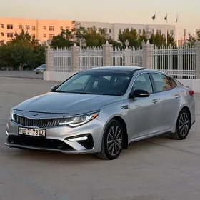 Kia Optima 2019