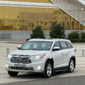 Toyota Highlander 2015