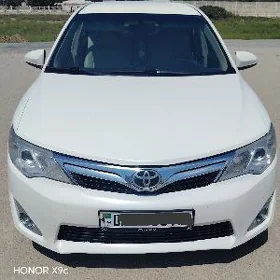 Toyota Camry 2013
