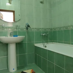 Kireýne jaý gözleýänler ün