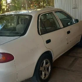 Toyota Corolla 1998