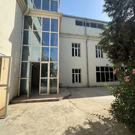 ZDANIYA ARENDA BERILYAR 486m2