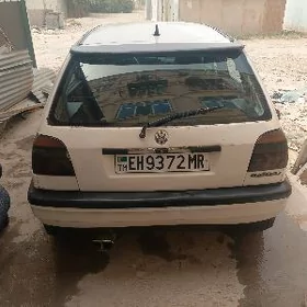 Volkswagen Golf 1992