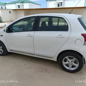 Toyota Yaris 2008