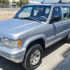 Isuzu Trooper 1992