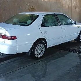 Toyota Camry 1999