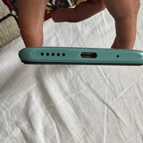 poco c40
