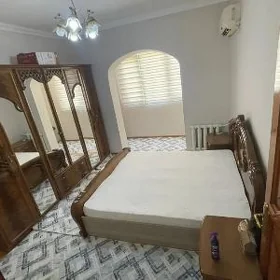 mir 1komnot gyzlar uçin
