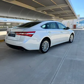 Toyota Avalon 2013