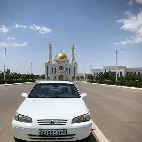Toyota Camry 1999